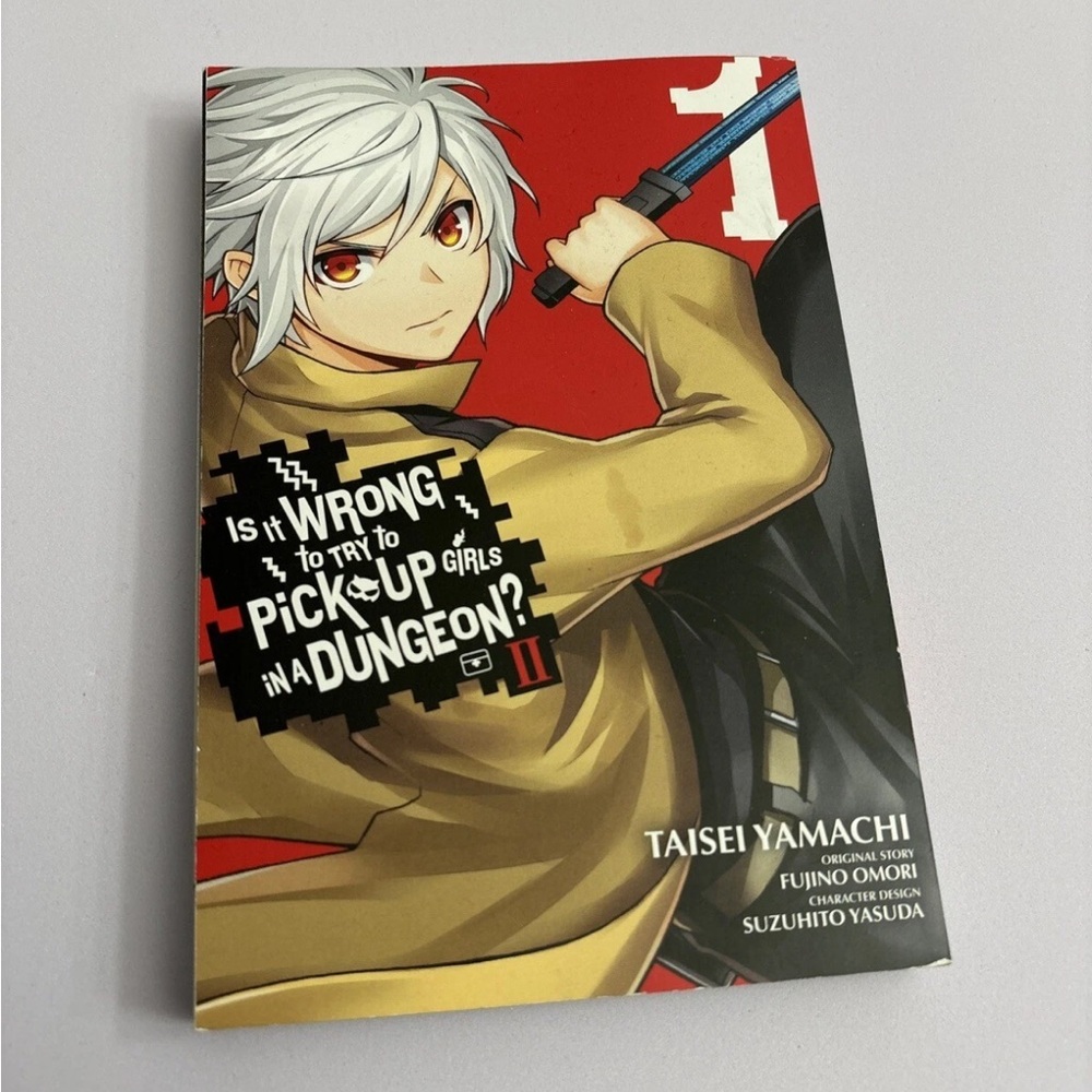 Book anime is it wrong to try to pick up girls in a dungeon? Like new